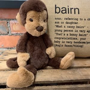 A super cute chocolate brown monkey with caramel coloured paws and face. A long curly tail and cute button nose make this monkey adorable!